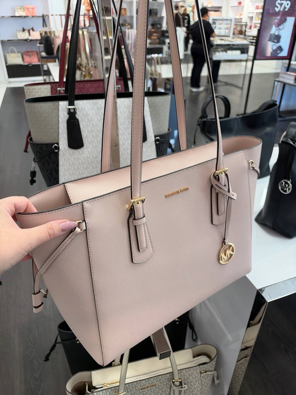 Mk - Bolsa Voyager Tote