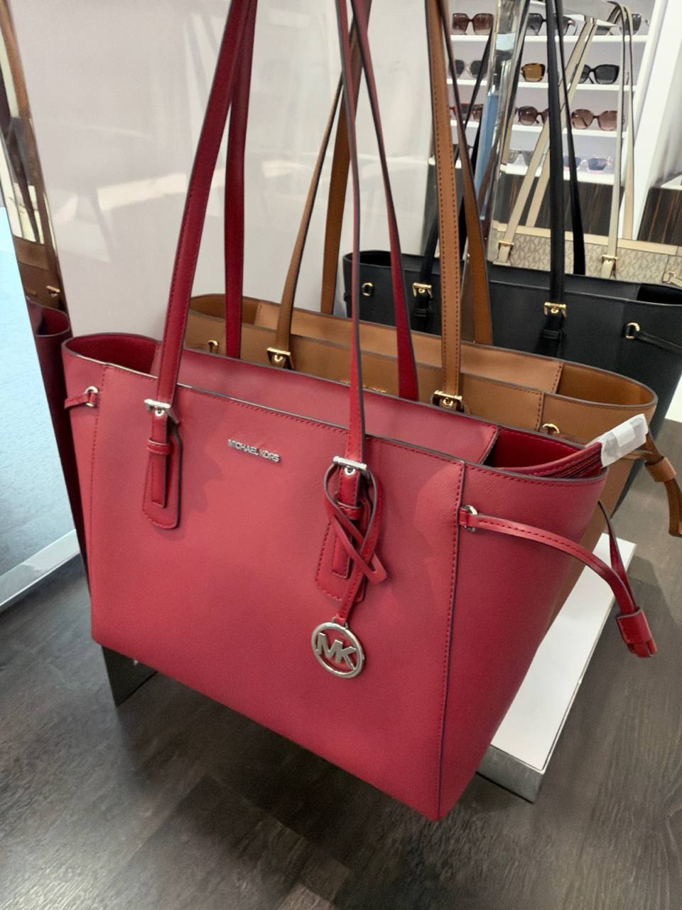 Mk - Bolsa Voyager Tote