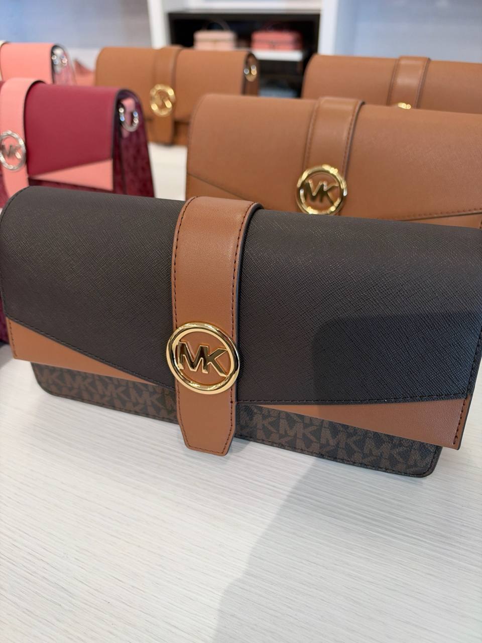 Mk - Bolsa Greenwich