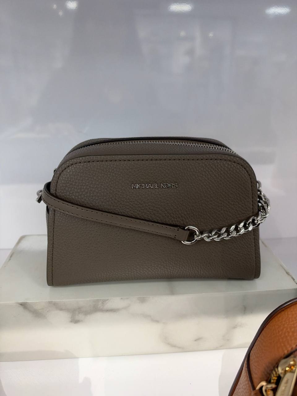 Mk - Bolsa Ashton Crossbody