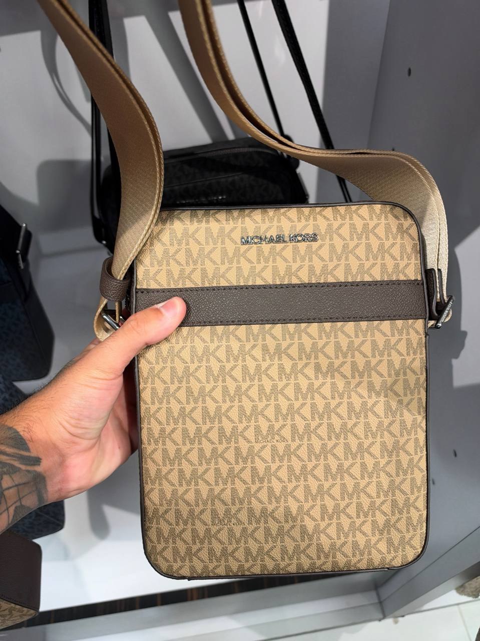 Mk - Bolsa Crossbody Masculina Cooper