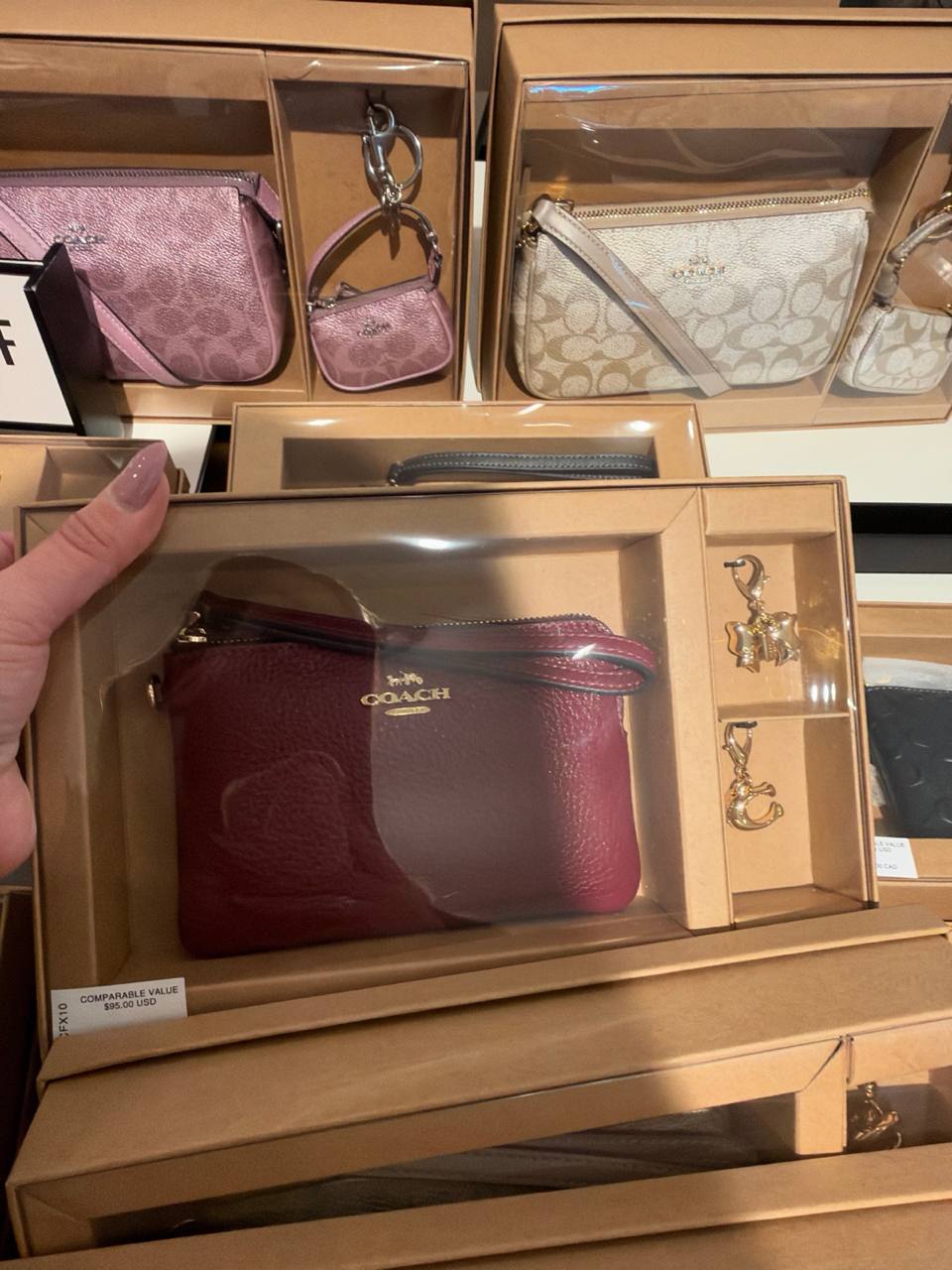 Coach - Set Carteira e Charm