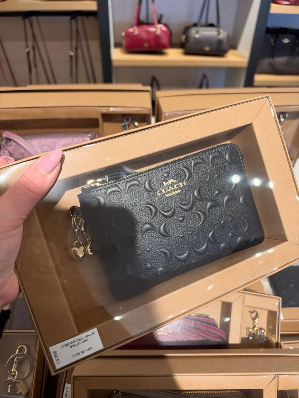 Coach - Set Carteira e Charm