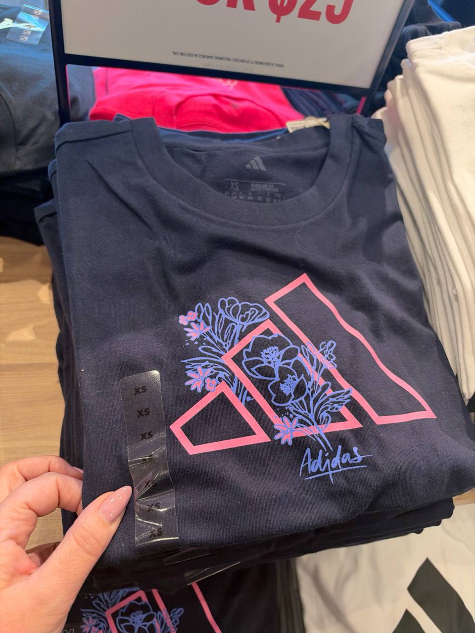 Adidas Fem - Camiseta