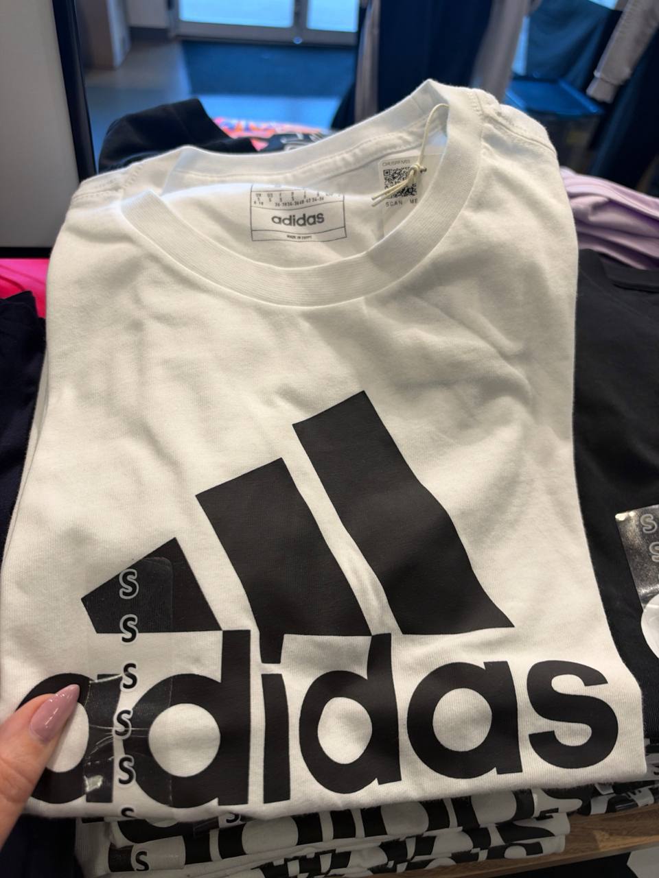Adidas Fem - Camiseta