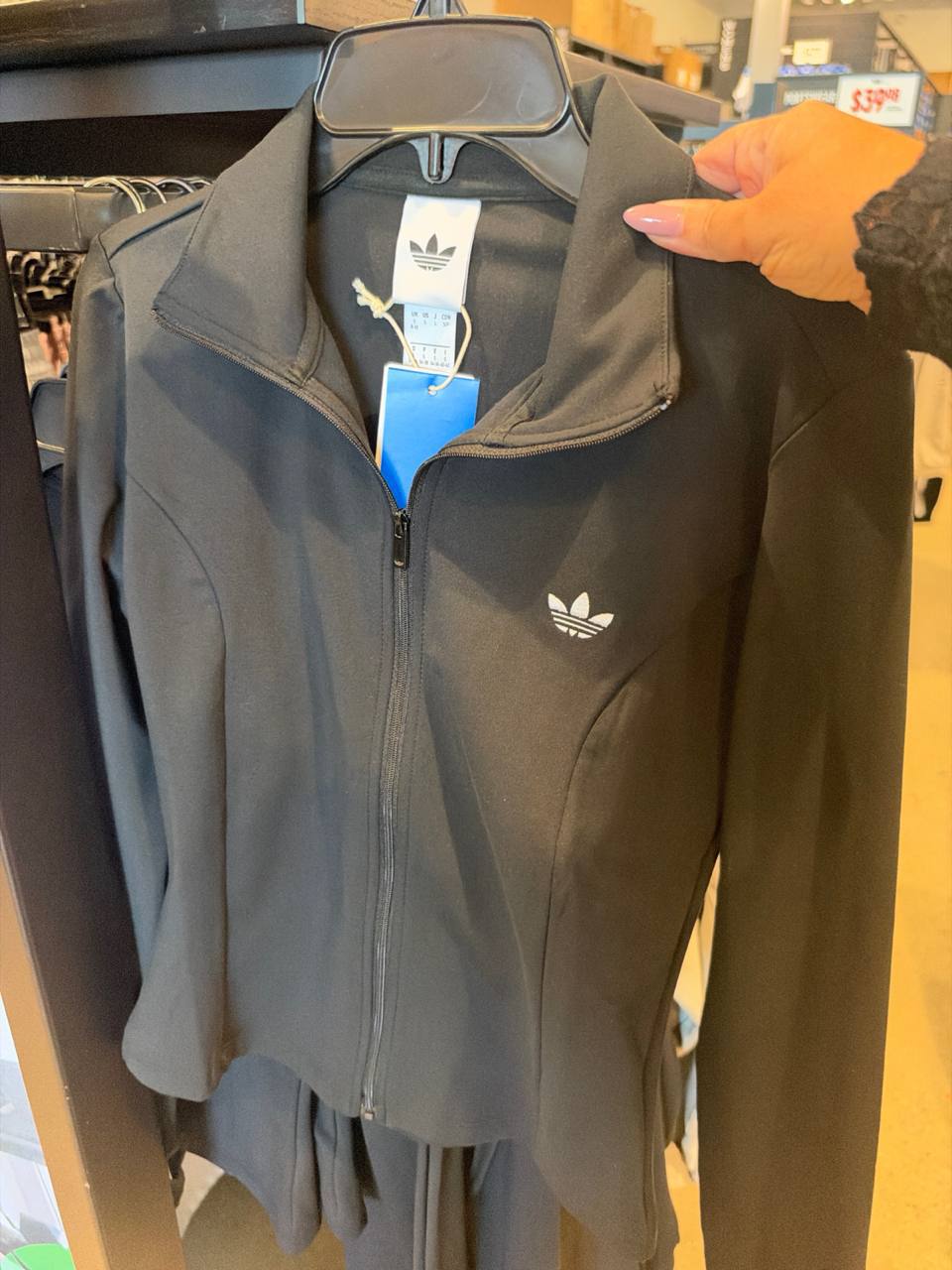 Adidas Fem - Agasalho