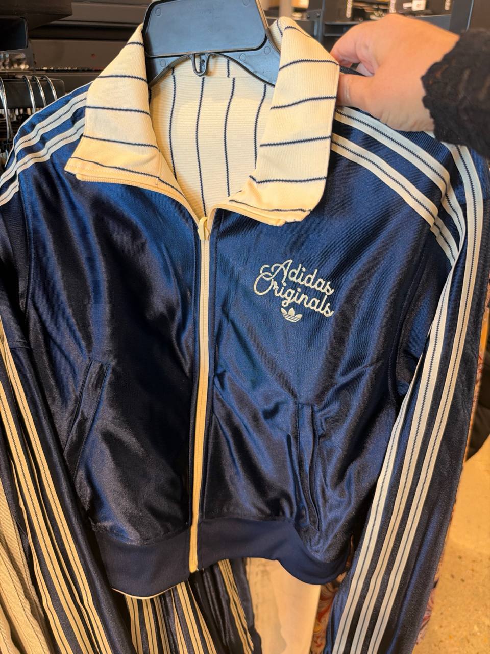 Adidas Fem - Jaqueta
