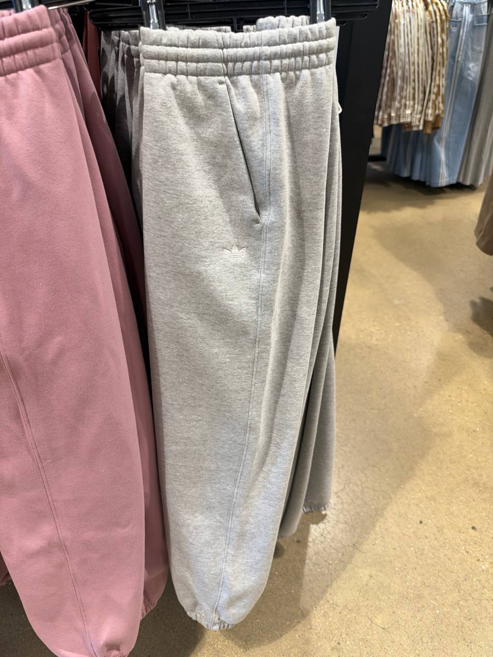 Adidas Fem - Calça de Moletom