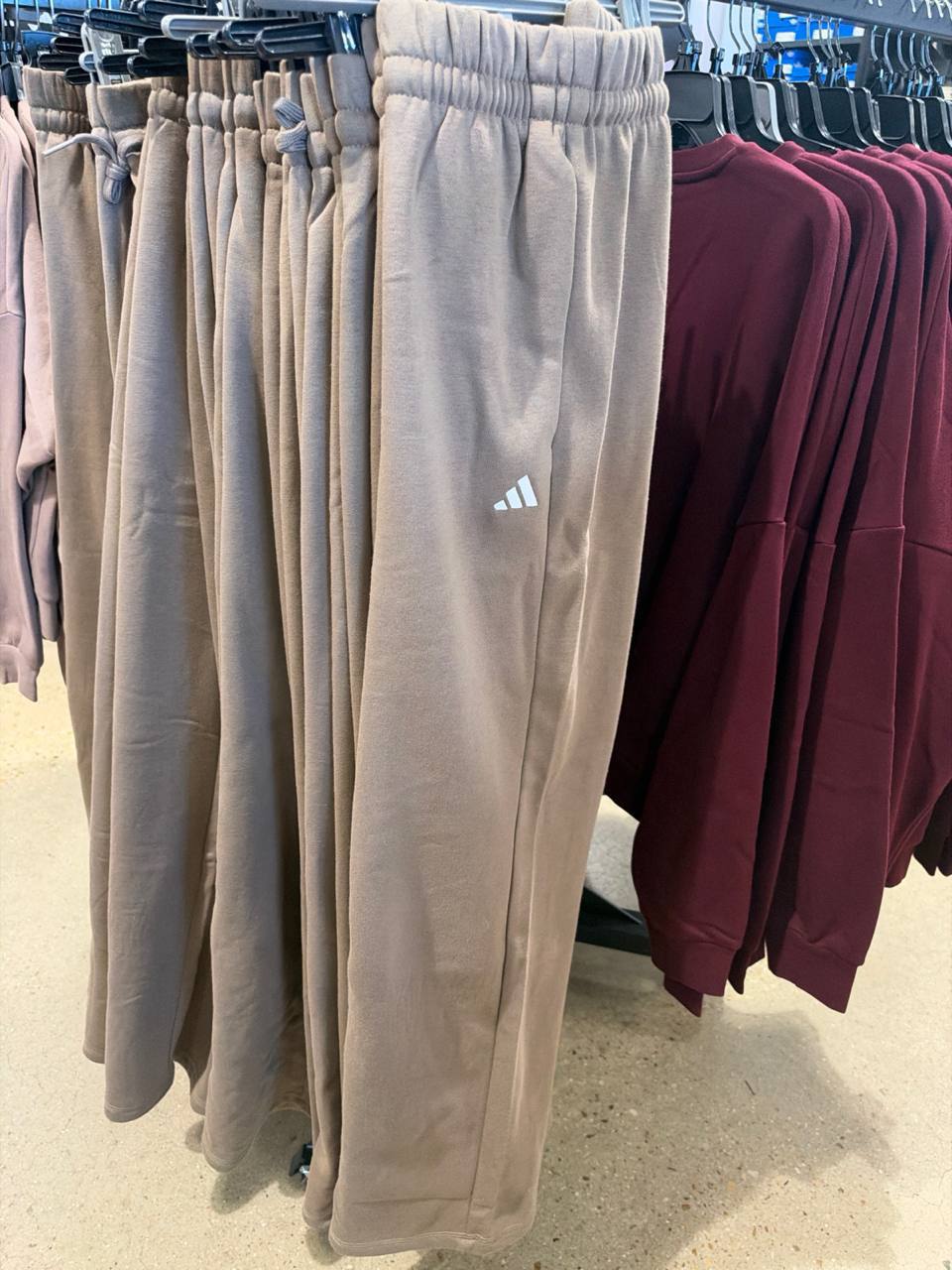 Adidas Fem - Calça de Moletom