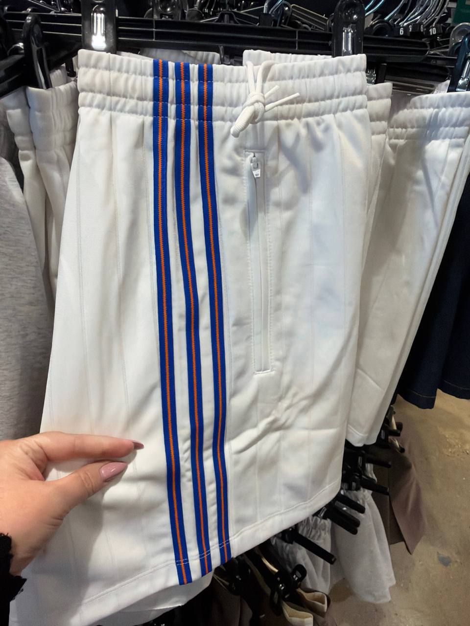Adidas Fem- Shorts