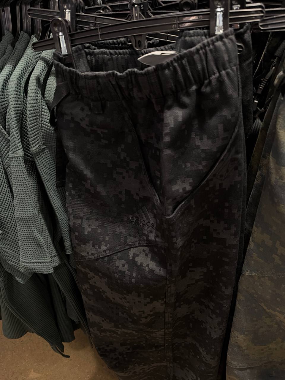 Adidas Masc- Calça
