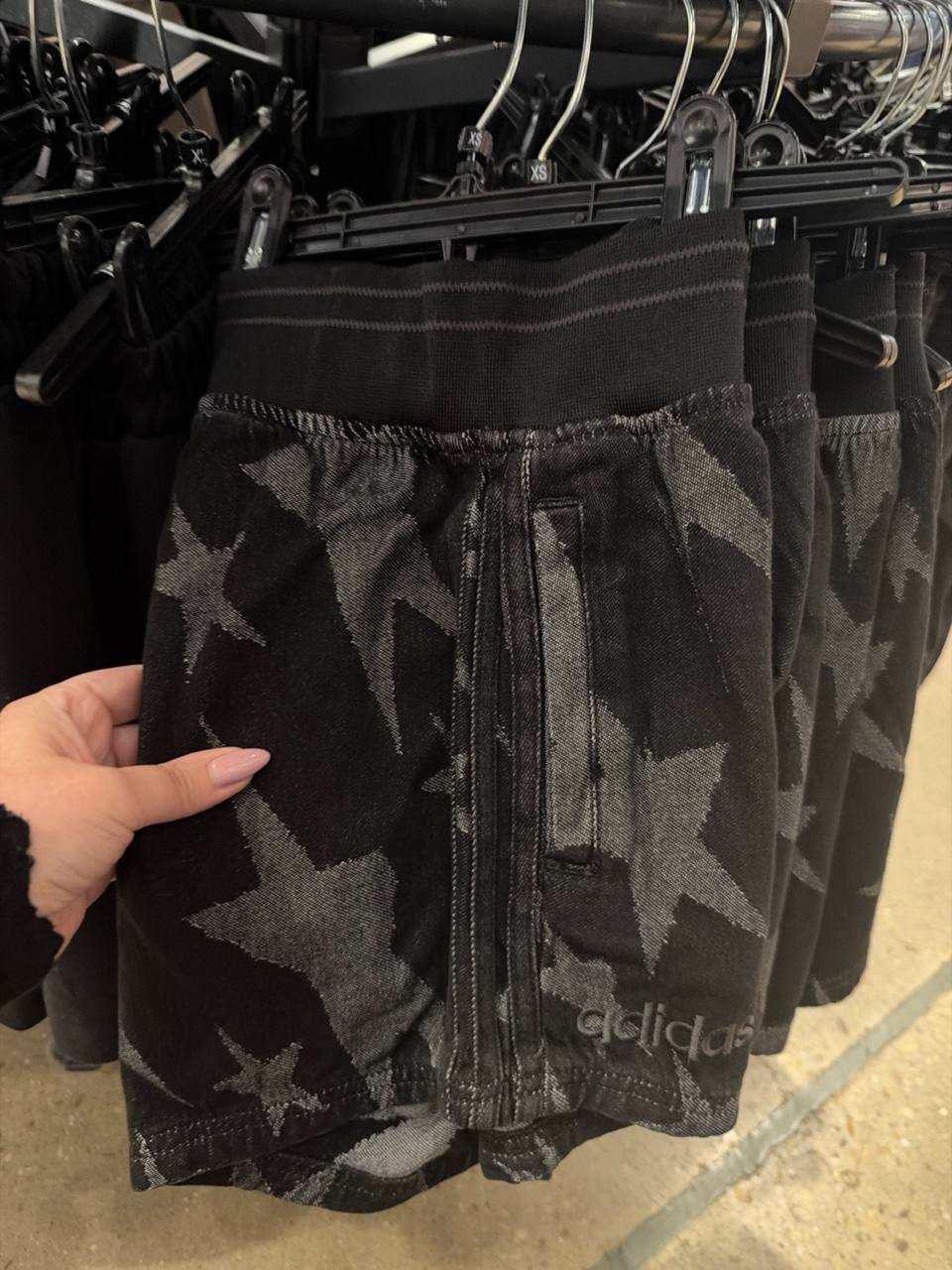 Adidas Fem- Shorts