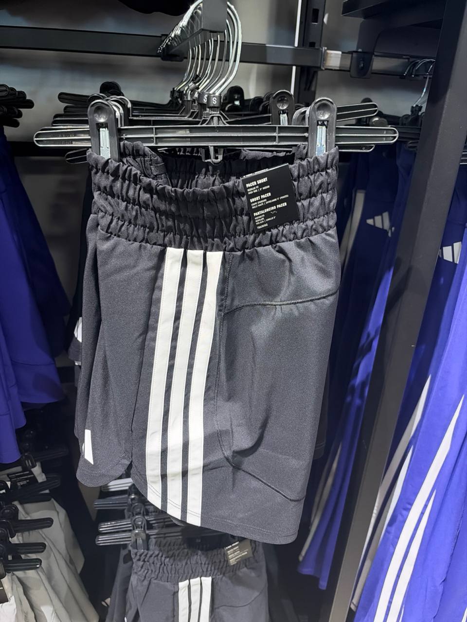 Adidas Fem- Shorts