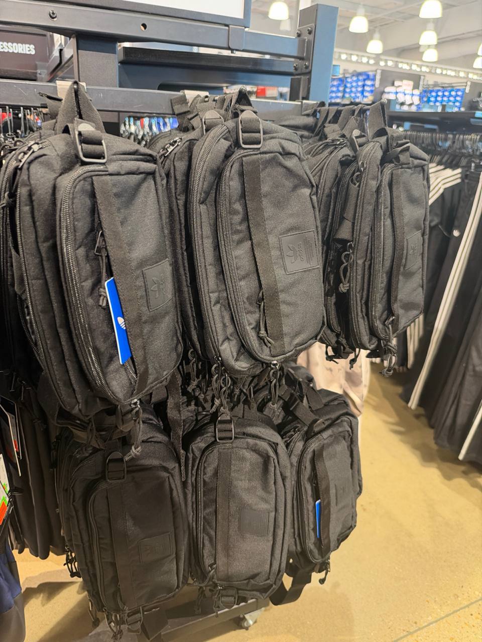 Adidas- Bolsa Tranversal